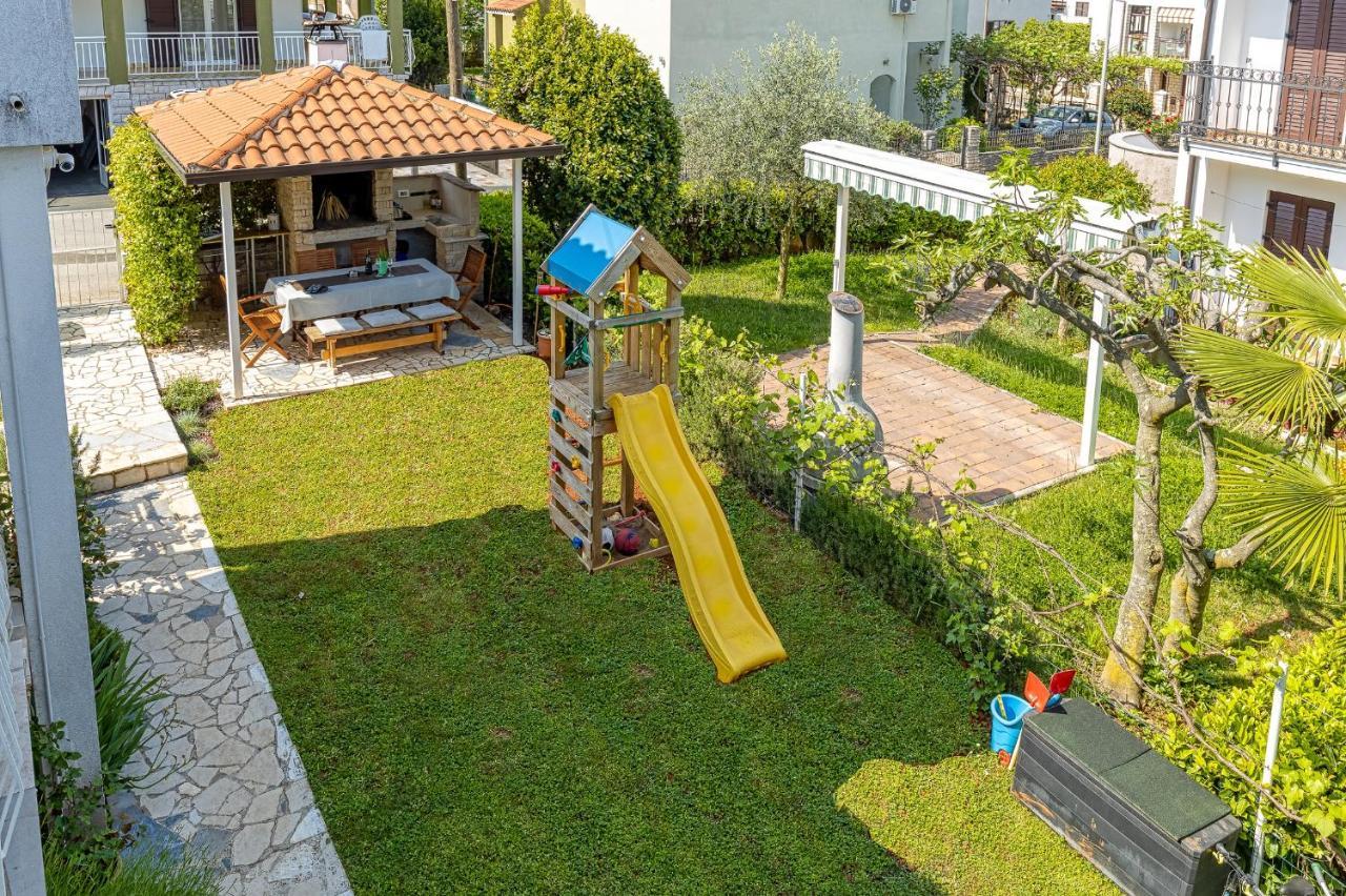 Apartments Hrestak Porec Esterno foto